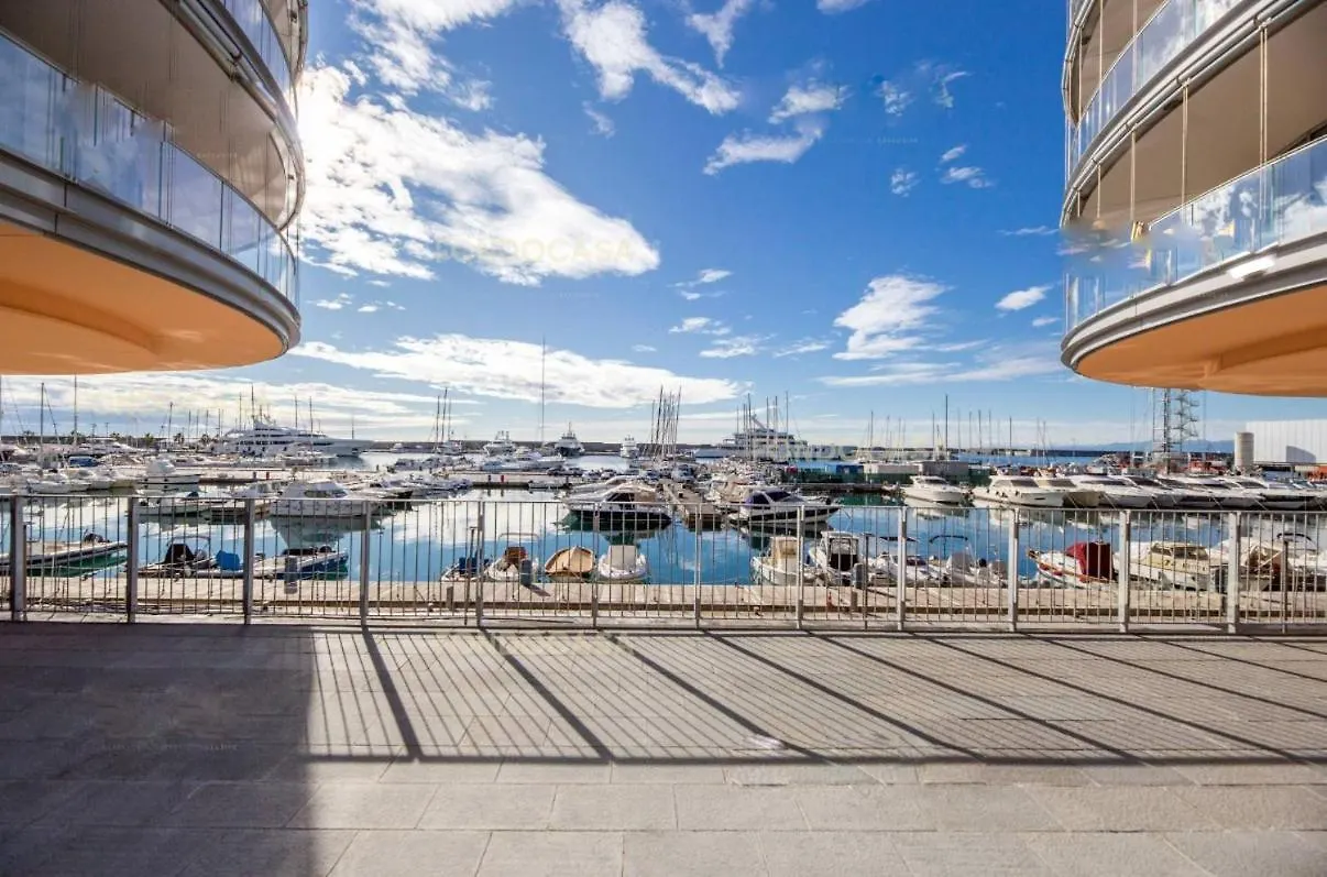 Genoa Downtown East Water Front Apartment 0*,  Italy