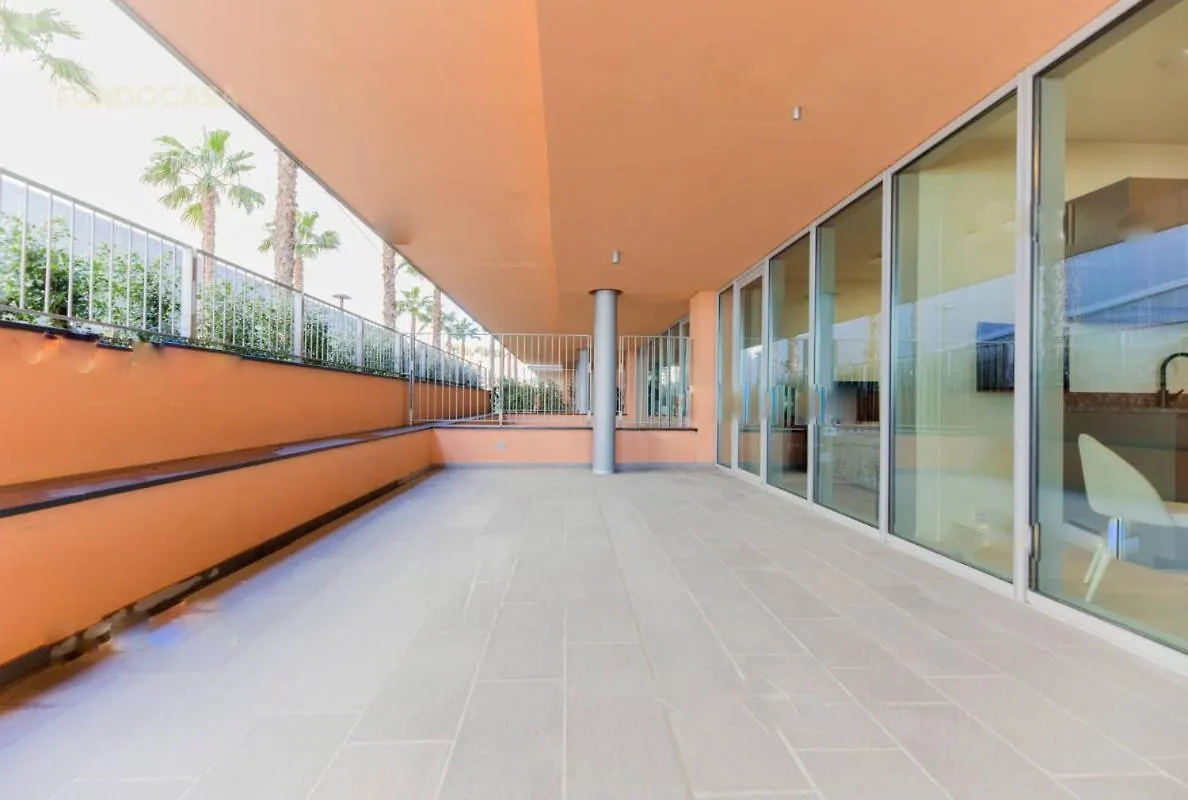 Genoa Downtown East Water Front Apartment