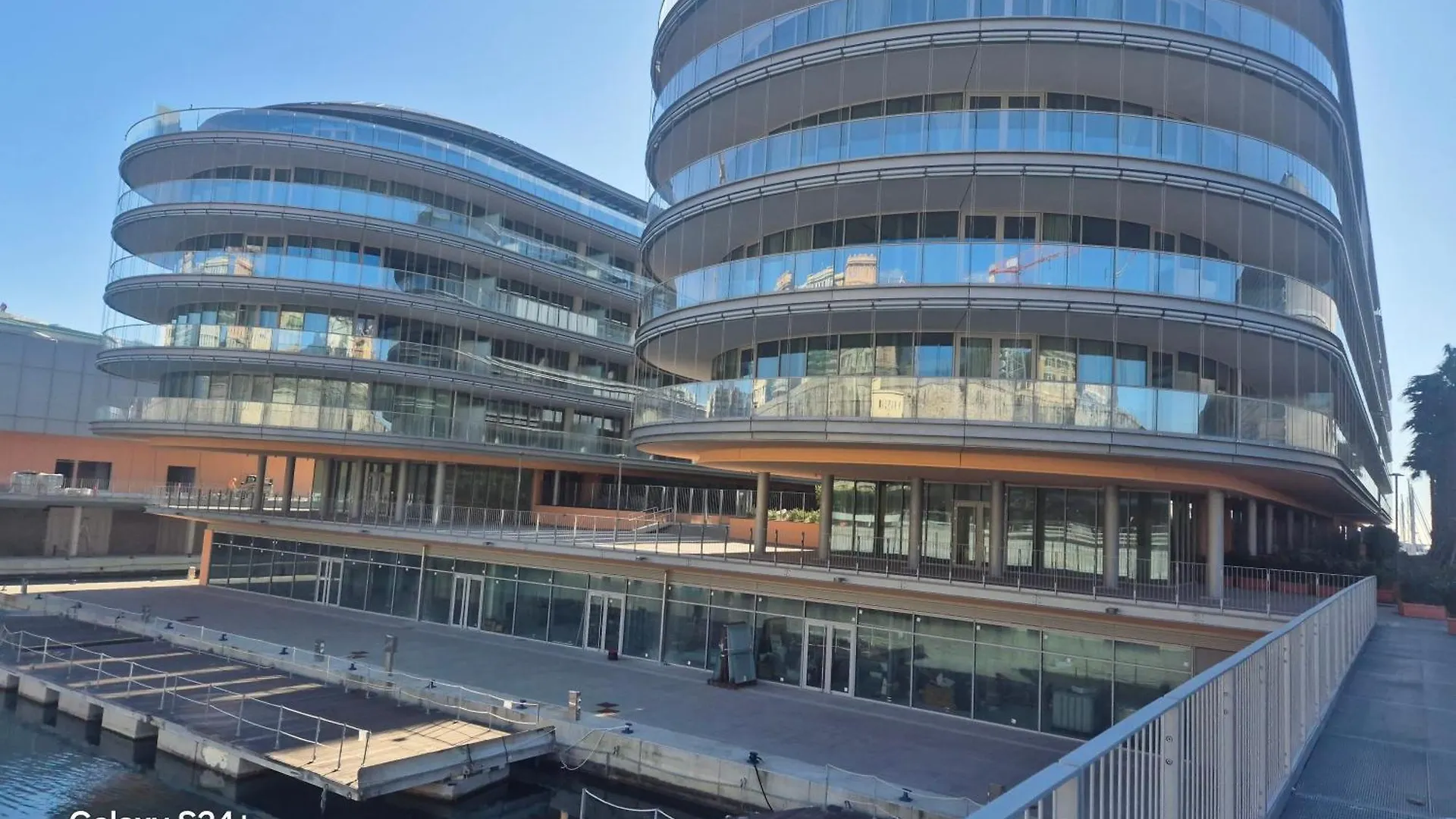 Genoa Downtown East Water Front Apartment Italy