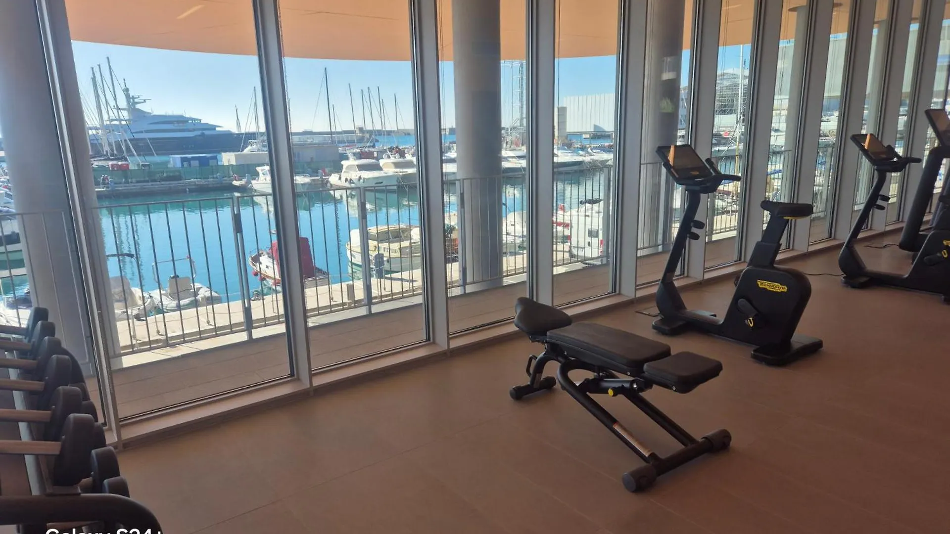 Genoa Downtown East Water Front Apartment